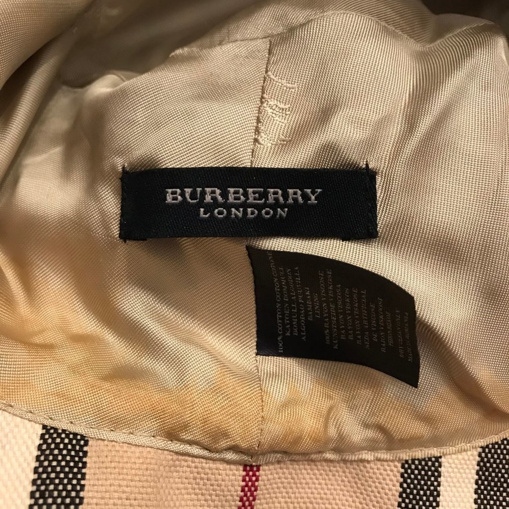 Burberry London Hat - Picture 4 of 4